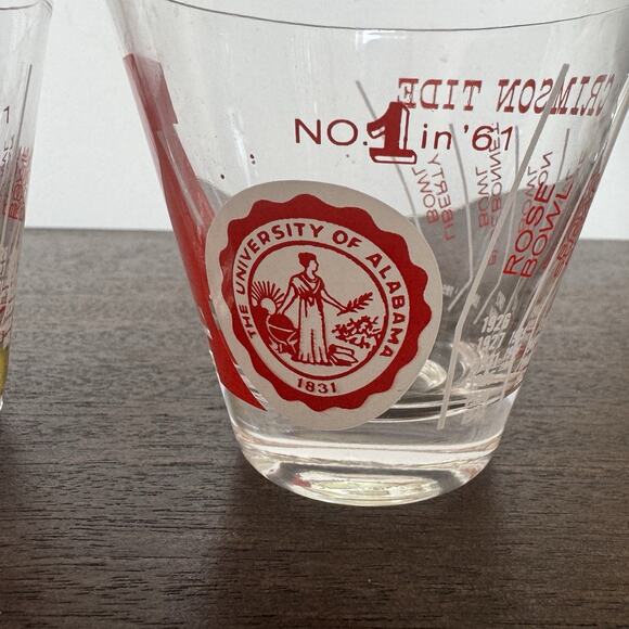 Two Vtg 1961 Alabama Crimson Tide Championship Glass "No. 1 in '61" Roll Tide - Picture 2 of 12